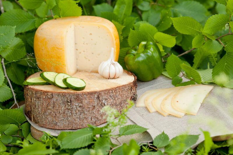 Ievas siers ar ķiploku, 500 g